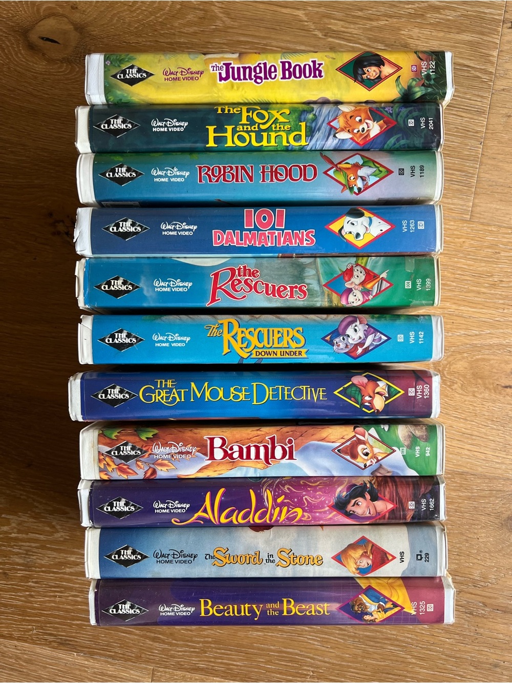 Disney Classic VHS Collection - Colorful Spine Set (11)